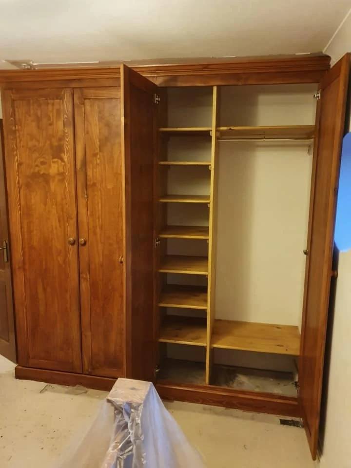 Bespoke Side Table Fitted Wardrobes with Bespoke Shelving